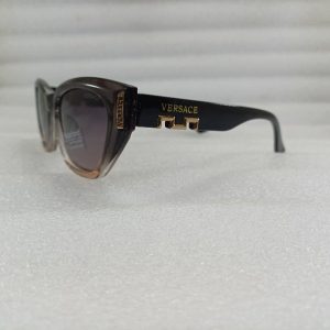 عینک آفتابی پلاریزه زنانه ورساچه
 رنگ هفت رنگ 
Versace new collection