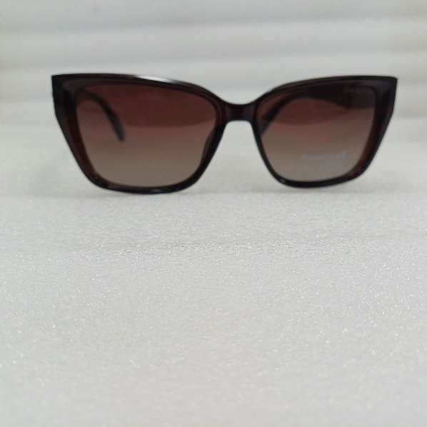 عینک آفتابی پلاریزه زنانه لویی ویتتون
رنگ قهوه ای
LV new collection عینک آفتابی پلاریزه زنانه لویی ویتتون
رنگ قهوه ای
LV new collection