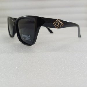 عینک آفتابی پلاریزه زنانه لویی ویتتون
رنگ مشکی
LV new collection عینک آفتابی پلاریزه زنانه لویی ویتتون
رنگ مشکی
LV new collection